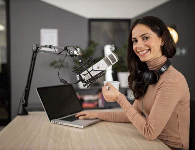 voiceover on hold and custom recording services